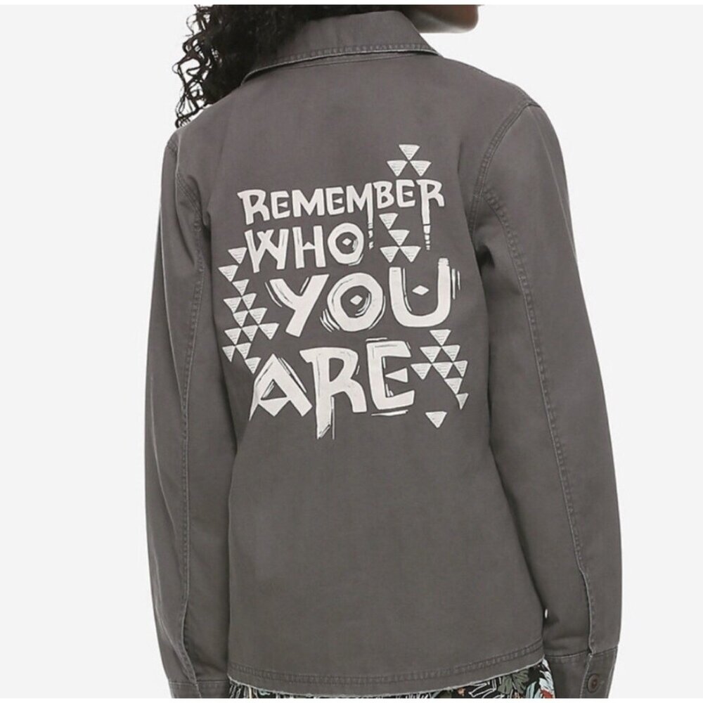 Lion King Jacket Womens Medium Gray Disney Her Universe Remember Who You Are‎